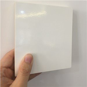 Lasikuituvahvistettu polyesterihartsi seinäpaneeli